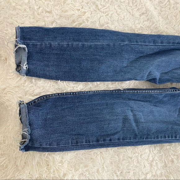 Pacsun medium wash mom jeans - Picture 3 of 3